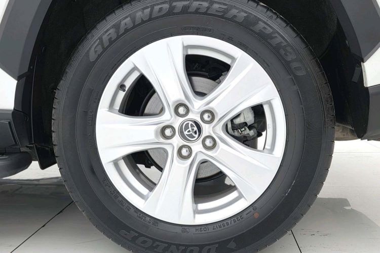 丰田 RAV4荣放 2023款 2.0L CVT两驱都市版车身外观6006