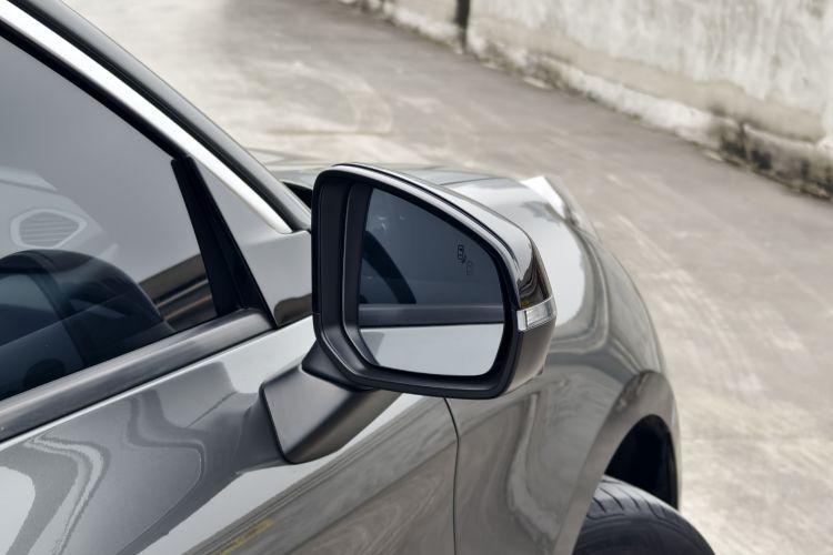 领克03 2021款 2.0TD 自动劲 冠军版局部细节9002