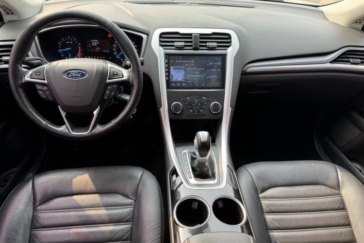 福特 蒙迪欧 2013款 1.5L GTDi180时尚型中控内饰7001