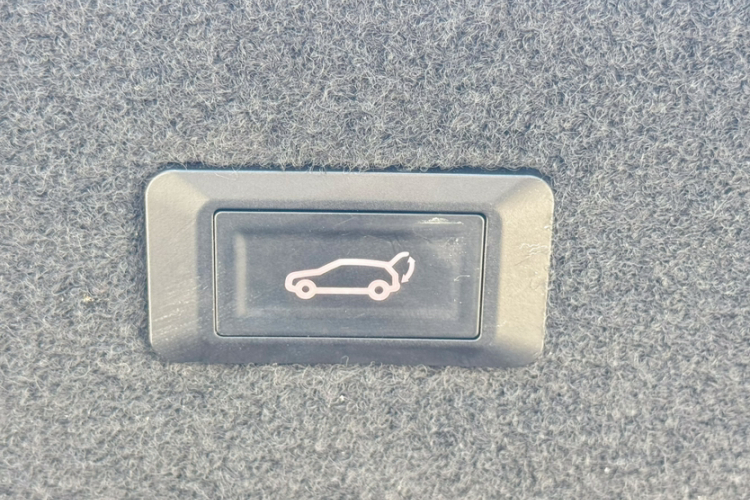 捷豹XFL 2018款 XFL 2.0T 250PS 豪华版中控内饰7006