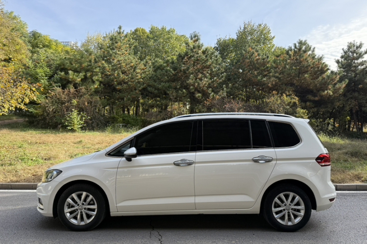 大众 2018款 途安L 280TSI DSG舒适版 7座 国V车身外观6006