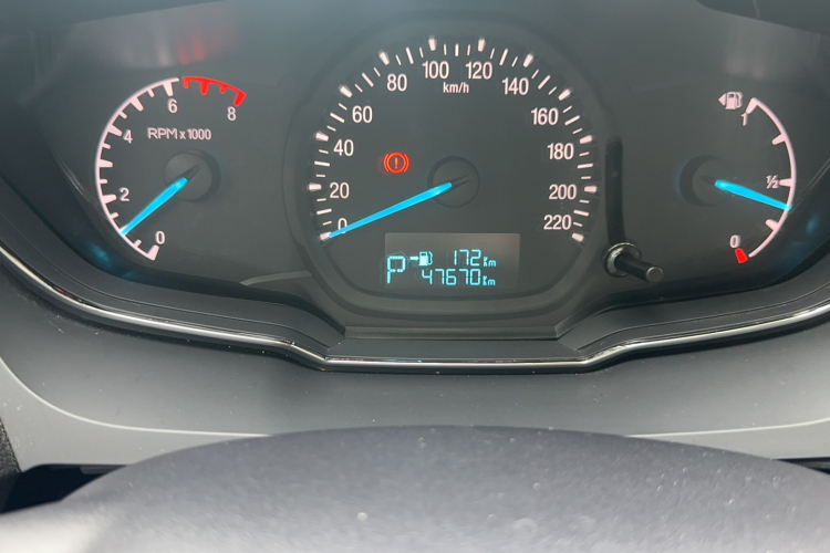 福特 福睿斯 2015款 1.5L 自动时尚型中控内饰15