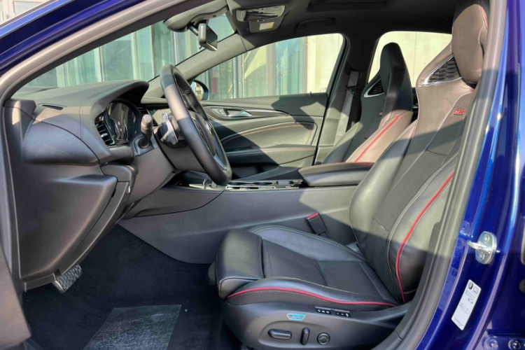 别克 君威 2020款 GS 28T 尊贵型局部细节19