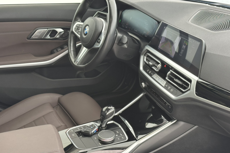 宝马3系 2021款 改款 320Li M运动套装车身外观6007