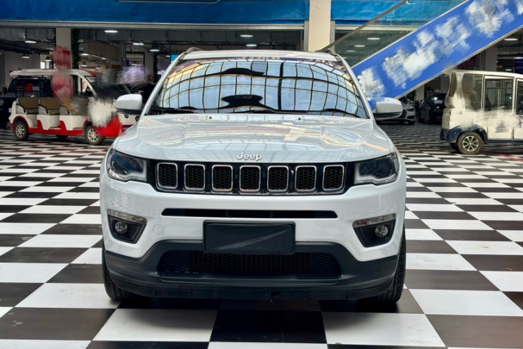 Jeep 指南者 2020款 220T 自动领先版车身外观6001
