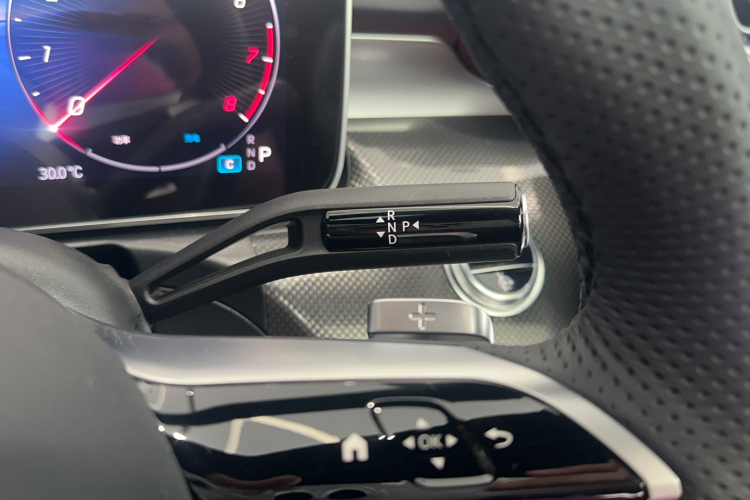 奔驰C级 2024款 改款 C 260 L 运动版局部细节18