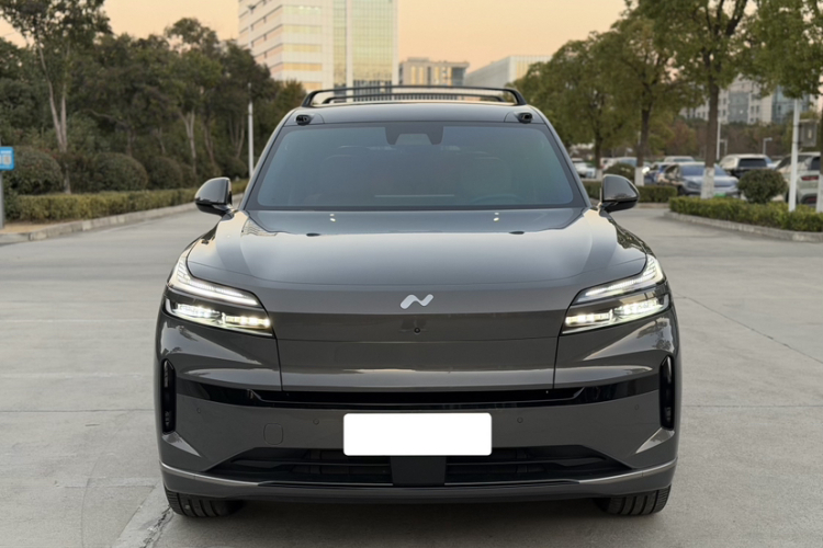 乐道L90 2025款 Max 六座版车身外观6001