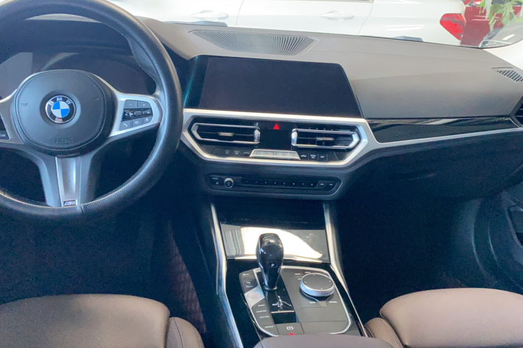 宝马3系 2020款 320Li M运动套装中控内饰7003