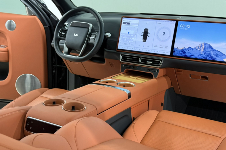 理想汽车 理想L9 2024款 Ultra中控内饰7002