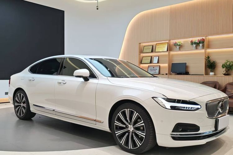 沃尔沃S90 2022款 B5 智雅豪华版车身外观6002