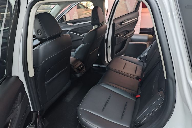 哈弗H6 2021款 第三代 1.5T 自动两驱Pro中控内饰7002