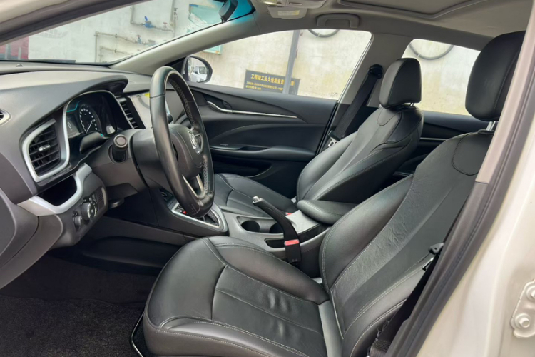 别克 英朗 2018款 18T 自动精英型中控内饰7004