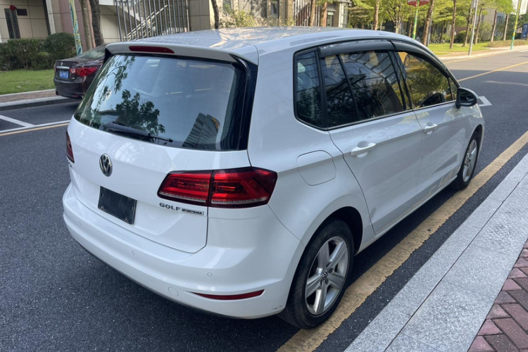 大众 高尔夫·嘉旅 2016款 1.6L 自动舒适型车身外观6006