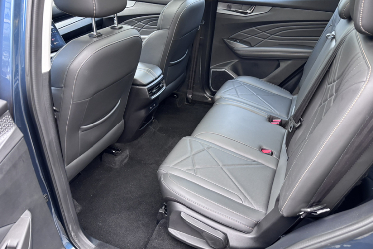 凯翼昆仑 2023款 昆仑 500 天际版车身外观6004