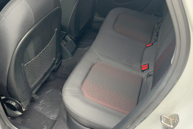 奥迪A3 2019款 Sportback 35 TFSI 进取型 国V中控内饰7004