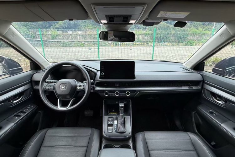 本田CR-V 2023款 240TURBO 两驱锋尚版 5座中控内饰7005