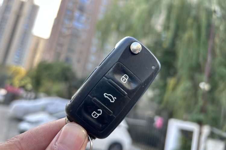 大众 Polo 2016款 1.6L 自动舒适型中控内饰7001