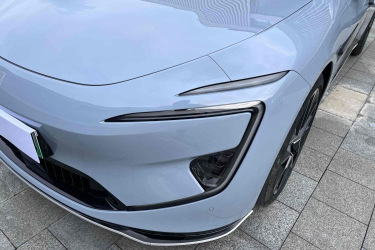 阿维塔12 2023款 650 三激光四驱性能版车身外观6002