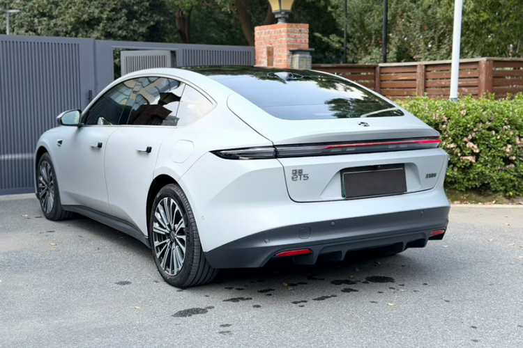 蔚来ET5 2022款 75kWh车身外观6001