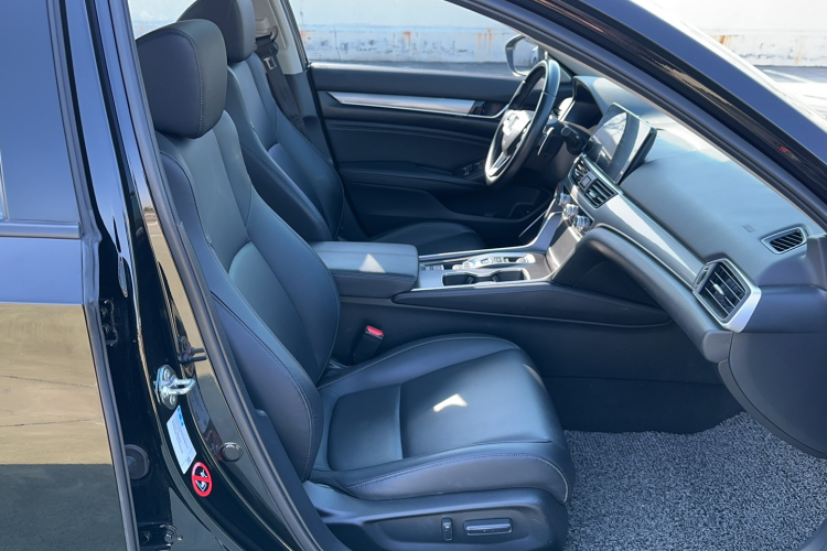 本田 雅阁 2022款 锐·混动 2.0L 锐领版局部细节41