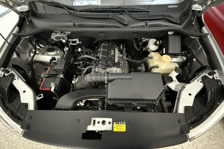 五菱汽车 五菱宏光 2021款 1.5L改款 S标准型 电动助力LAR局部细节24