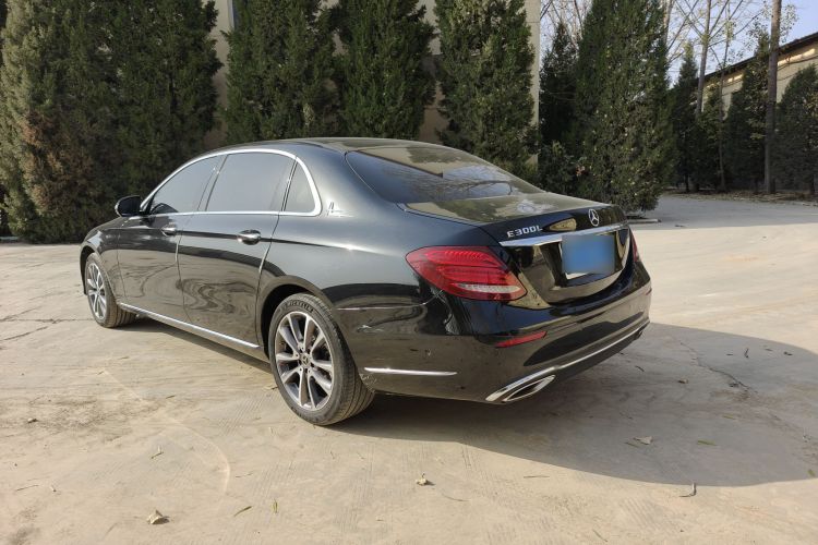 奔驰E级 2020款 E 260 L车身外观6004