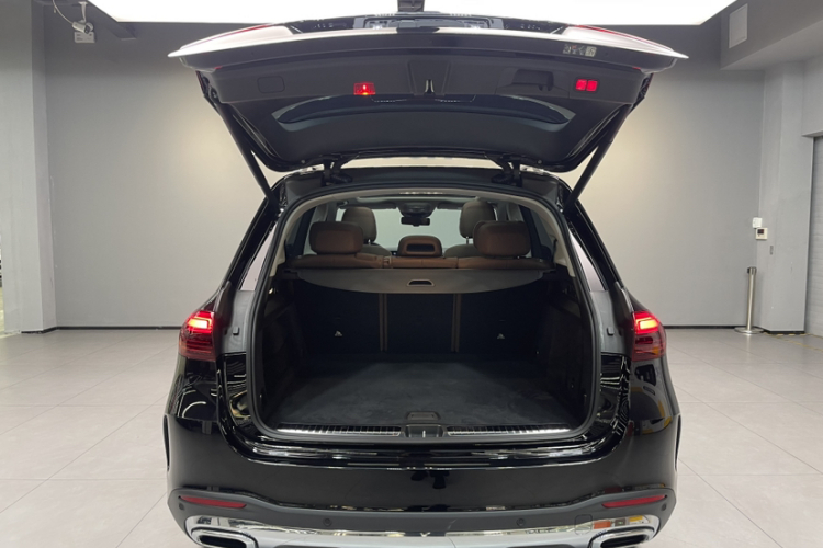 奔驰GLE 2024款 GLE 350 4MATIC 时尚型局部细节23