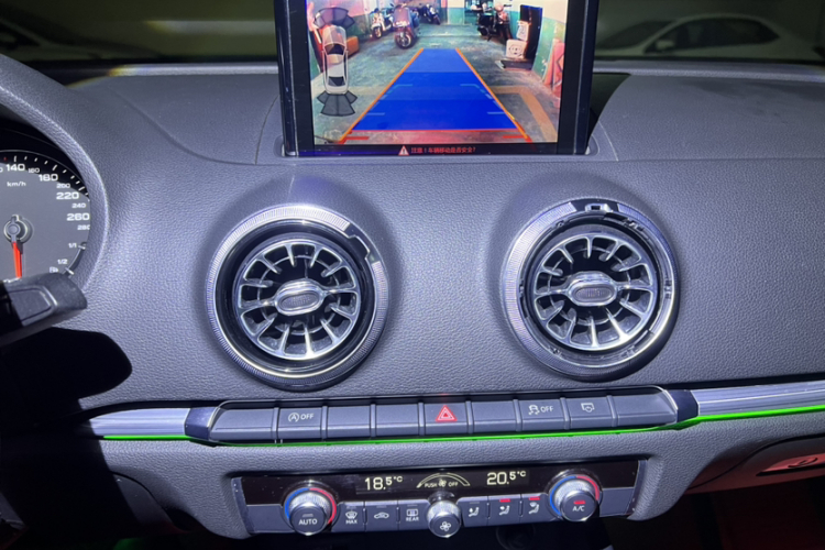 奥迪A3(进口) 2017款 Cabriolet 40 TFSI中控内饰7002