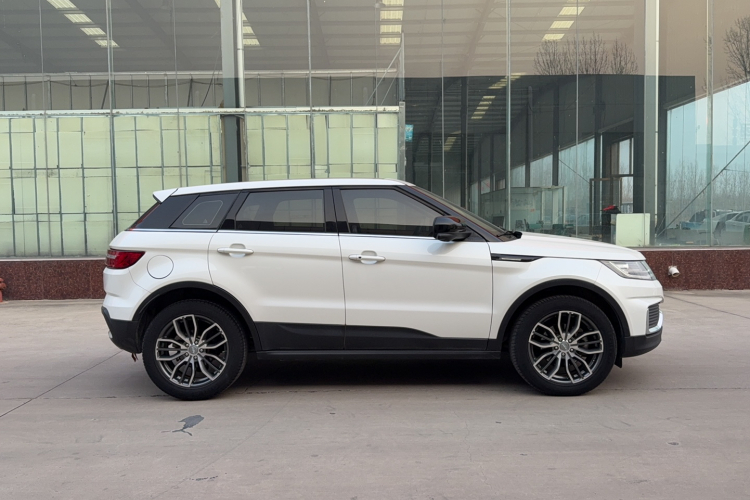 陆风X7 2018款 劲越 1.5T 全景尊贵型车身外观6004