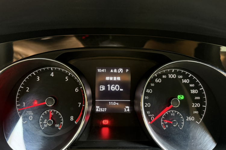 大众 2018款 途安L 280TSI DSG舒适版 7座 国V中控内饰15