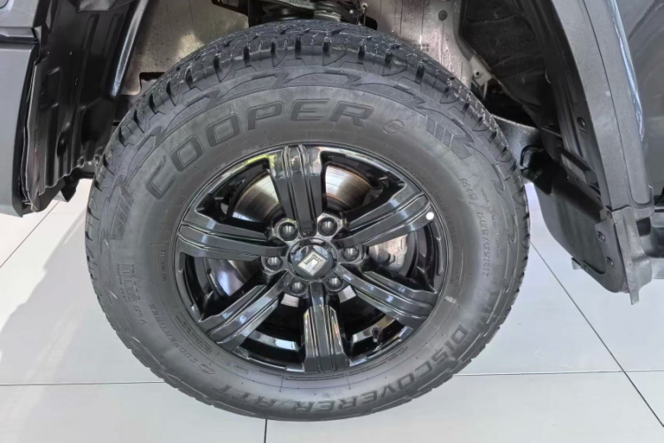 坦克300 2021款 越野版 2.0T 征服者车身外观6007