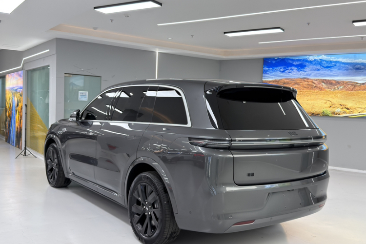 理想汽车 理想L8 2023款 Air车身外观6001
