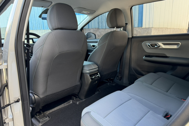 埃安 AION Y 2025款 Plus 510 智享版中控内饰7009