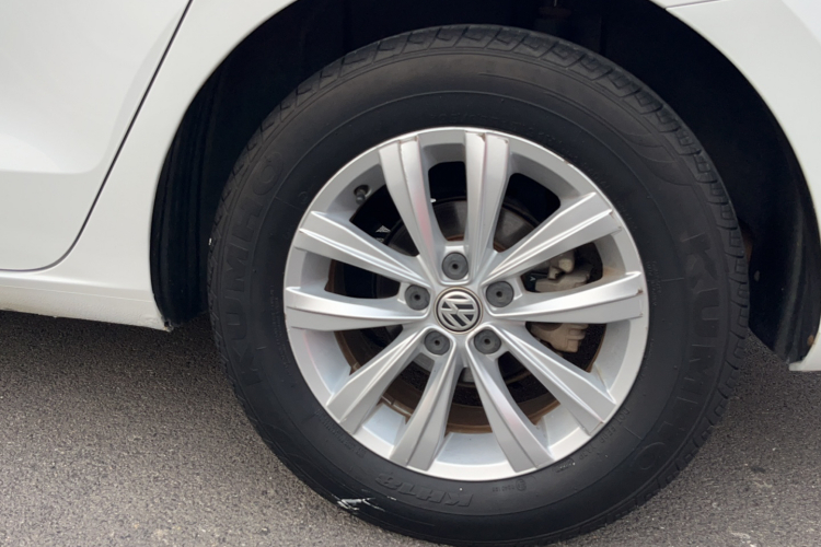 大众 宝来 2016款 1.6L 手动时尚型车身外观6007