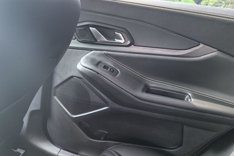 星途凌云 2023款 300T 两驱星耀版中控内饰7001