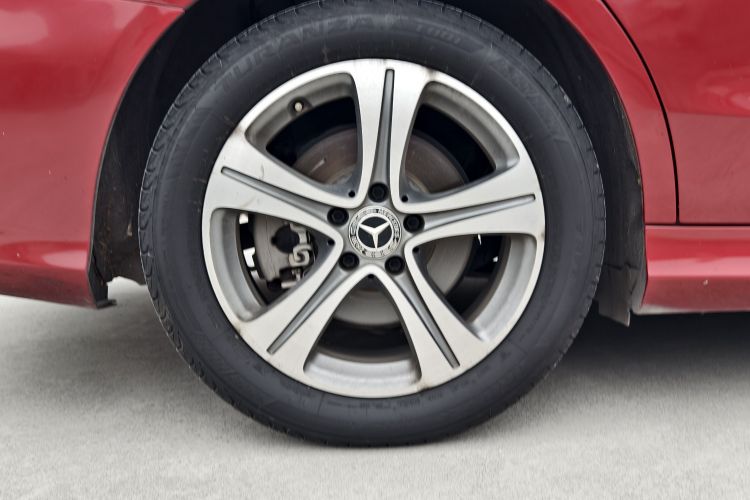 奔驰C级 2019款 C 260 L 运动版车身外观6008