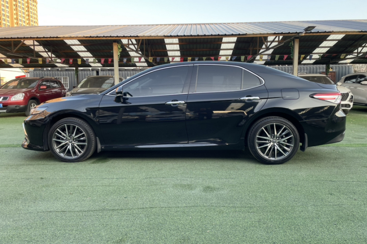 丰田 凯美瑞 2021款 2.5G 豪华版车身外观6006