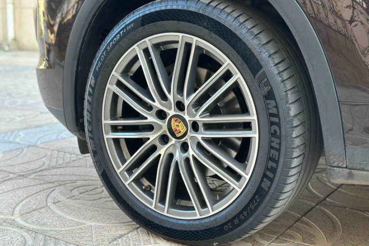 保时捷 2015款 Cayenne 3.0T车身外观6006