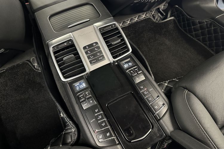 保时捷 2014款 Panamera S Executive 3.0T中控内饰7001