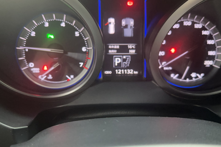 丰田 普拉多 2016款 3.5L 自动TX-L NAVI中控内饰15