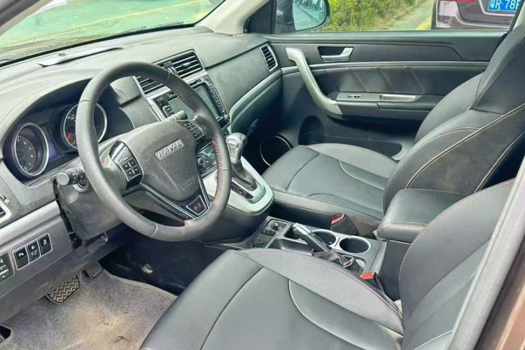 哈弗H6 2017款 红标 运动版 1.5T 自动两驱豪华型中控内饰7003