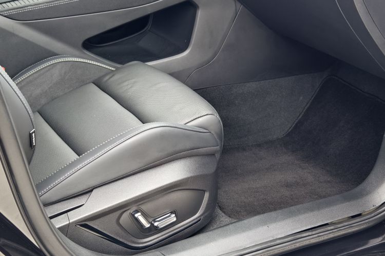 领克03 2023款 2.0TD DCT劲Pro局部细节41