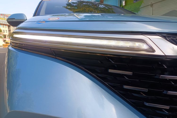 宝骏RM-5 2019款 1.5T CVT 24小时在线尊贵型 6座车身外观6007