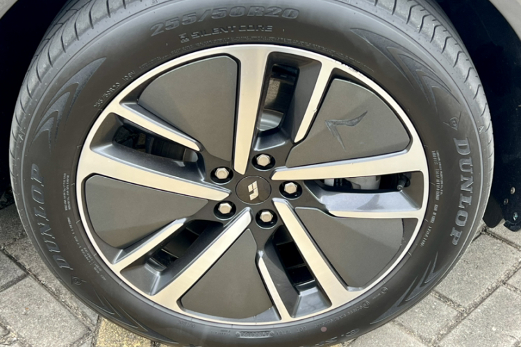 理想汽车 理想L6 2024款 Pro车身外观6014