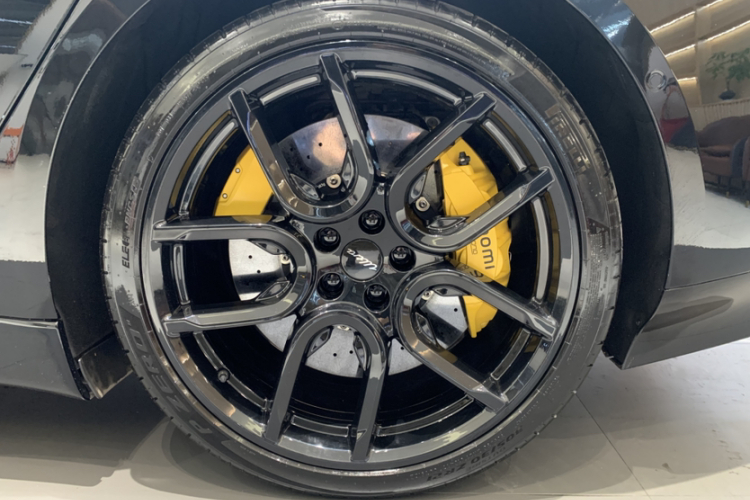 小米汽车 小米SU7 Ultra 2025款 Ultra车身外观6002