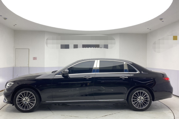 奔驰E级 2023款 E 260 L车身外观6004