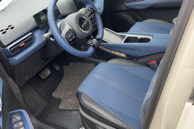 比亚迪 海鸥 2025款 305km 自由版中控内饰7002