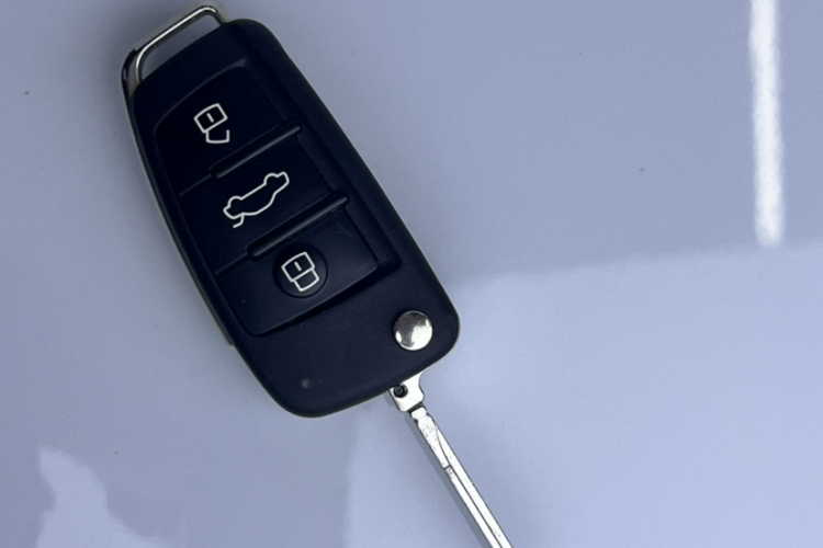 奥迪Q3 2018款 30周年年型 30 TFSI 时尚型车身外观6008