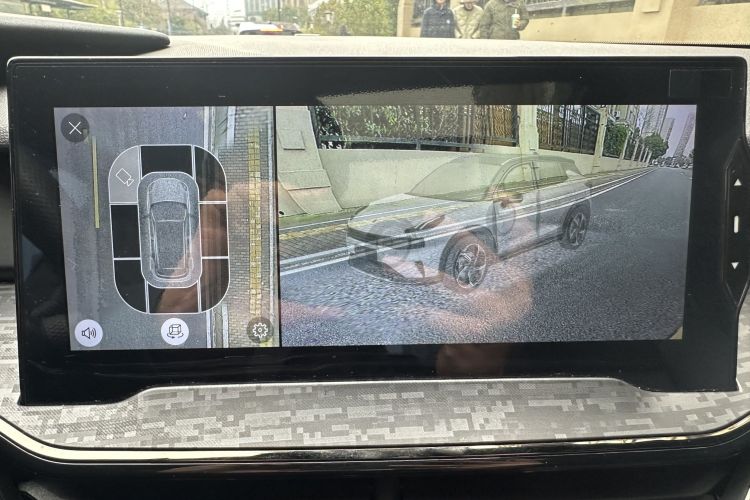 领克06 2020款 1.5T 劲Pro中控内饰7014