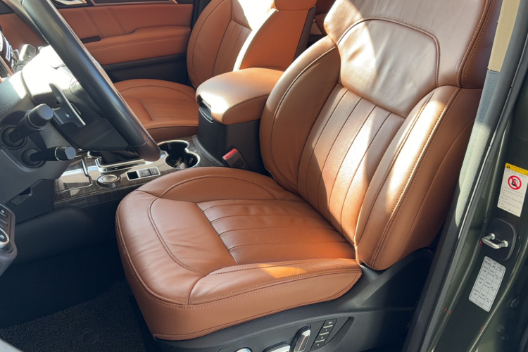 哈弗H9 2015款 2.0T 四驱豪华型 7座局部细节19